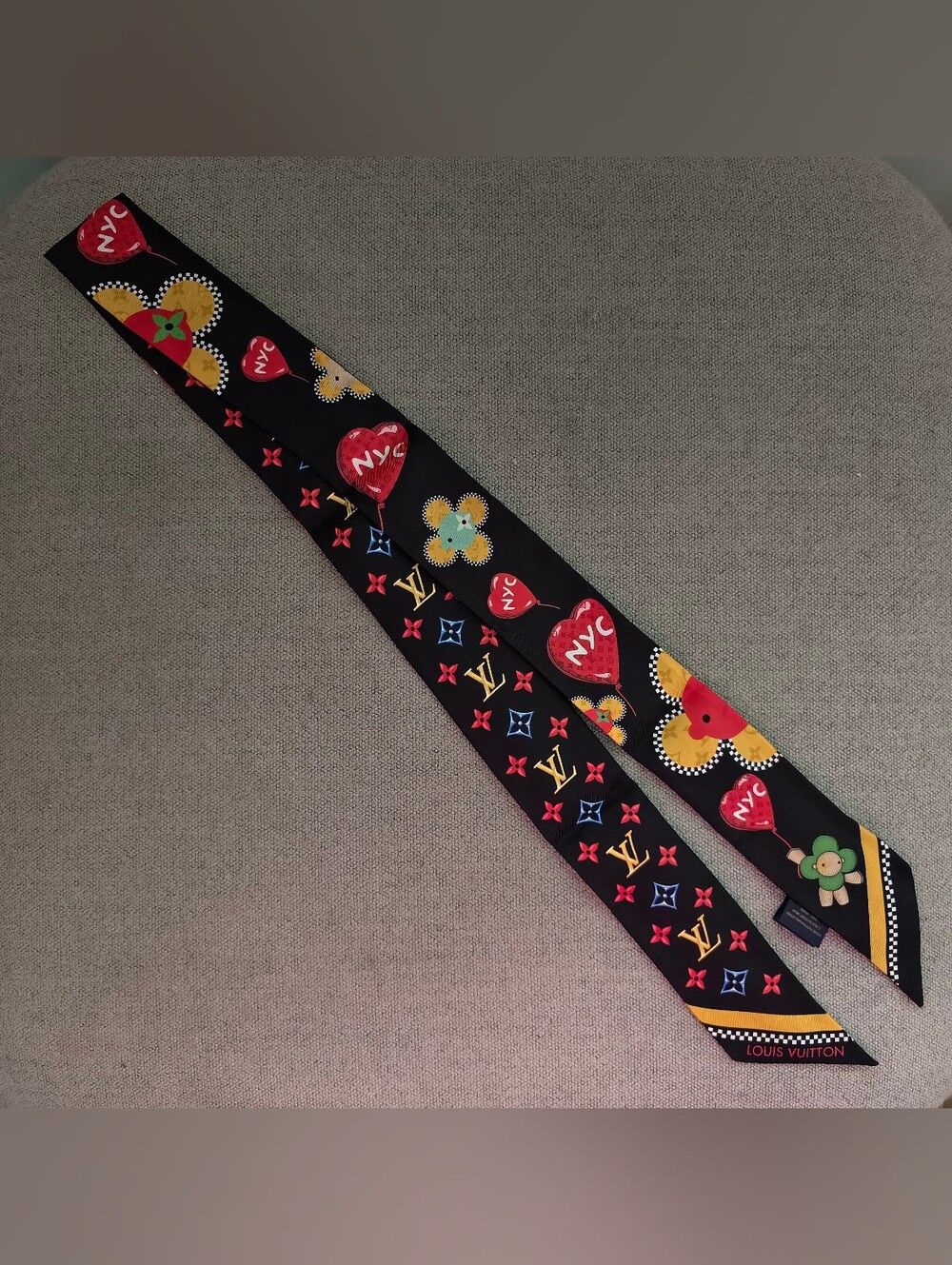 Louis Vuitton NEW YORK Vivienne Silk Bandeau